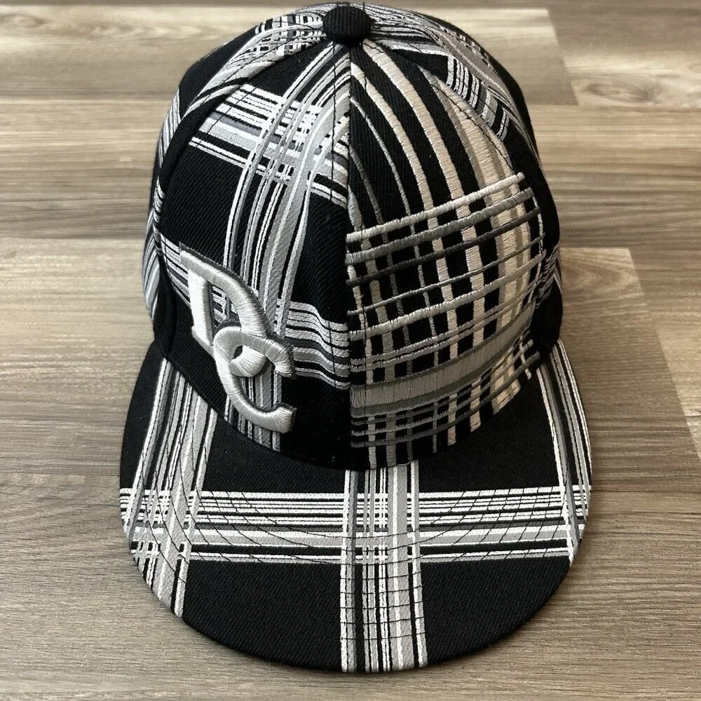 Washington DC Fitted Hip Hop Cap Size M Plaid Ultimate City Hunter Ultimate EUC